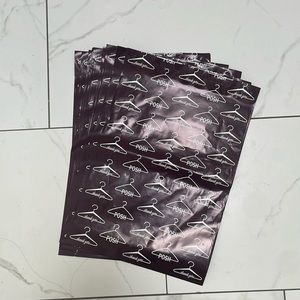 10 Posh self adhesive poly mailer 14.5 x 10”